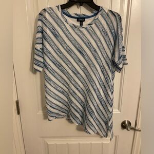 Jones New York women’s pullover sweater‎ short sleeve lined size M blue, & white